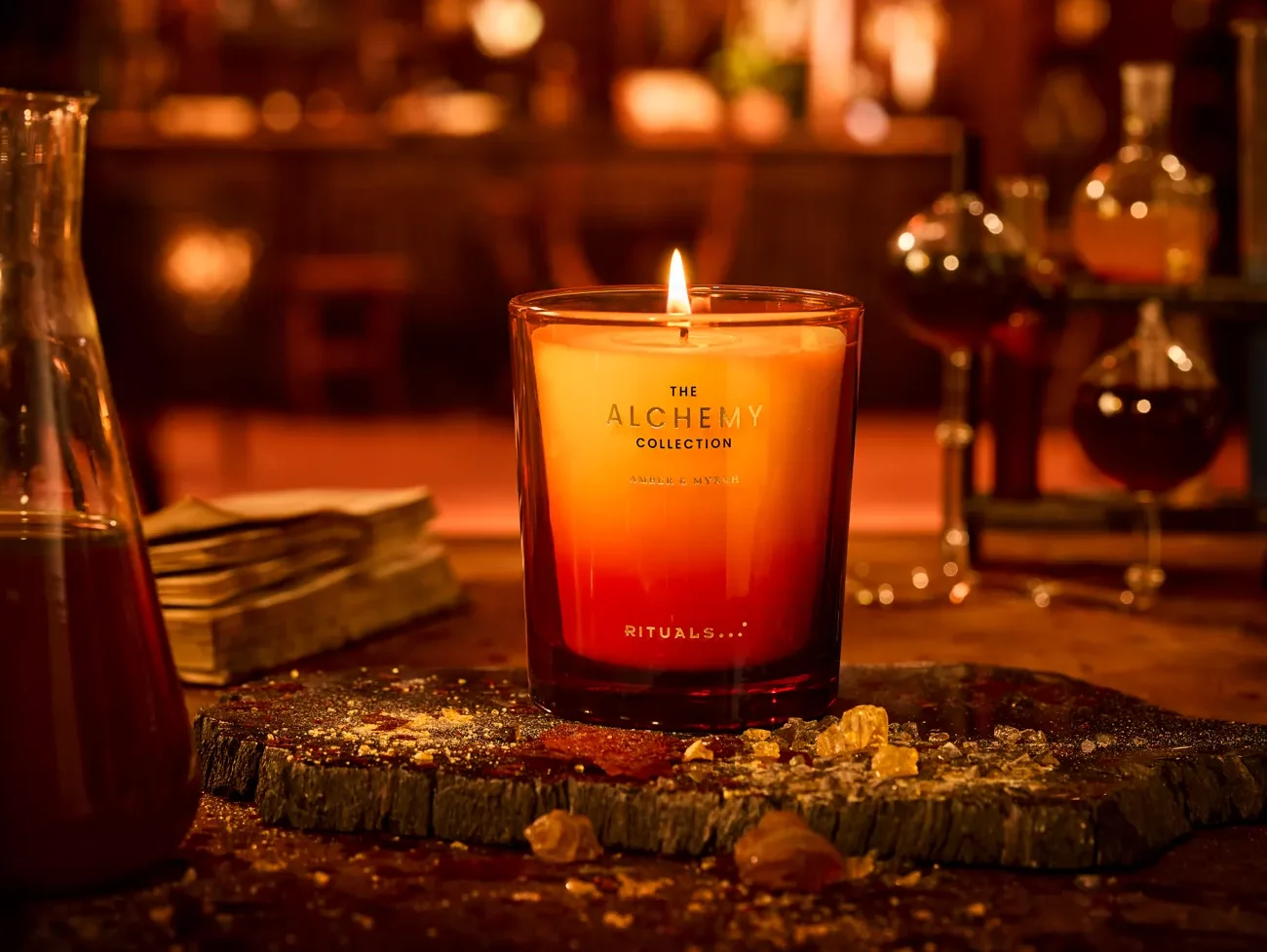 Black Oudh & The Alchemy Collection von Rituals